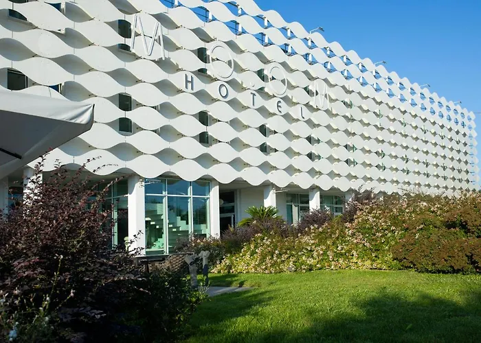 MO.OM Hotel