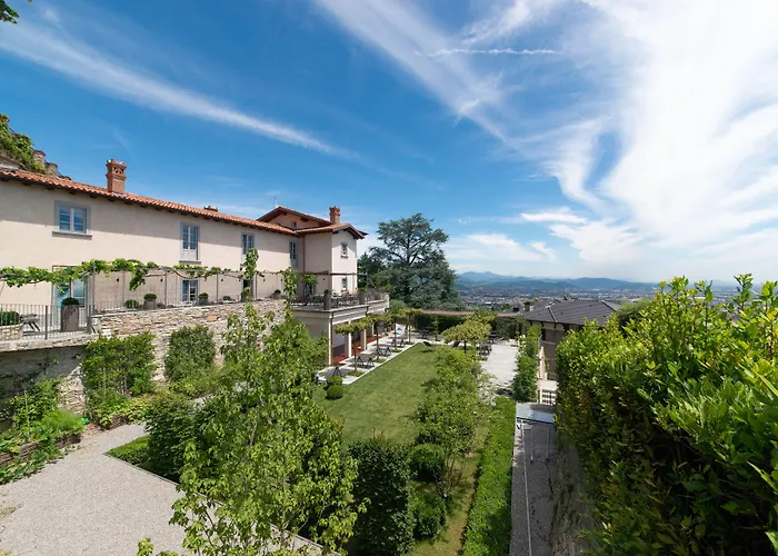 Relais San Vigilio al Castello